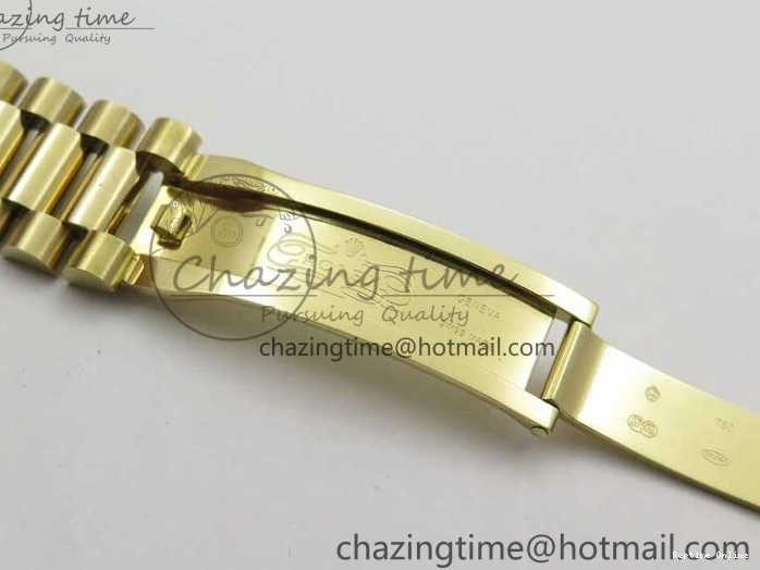 0116 Day-Date 40mm 228239 BP New Dial Version 904 YG Silver Roman Markers Dial on SS President Bracelet A Popular 2806